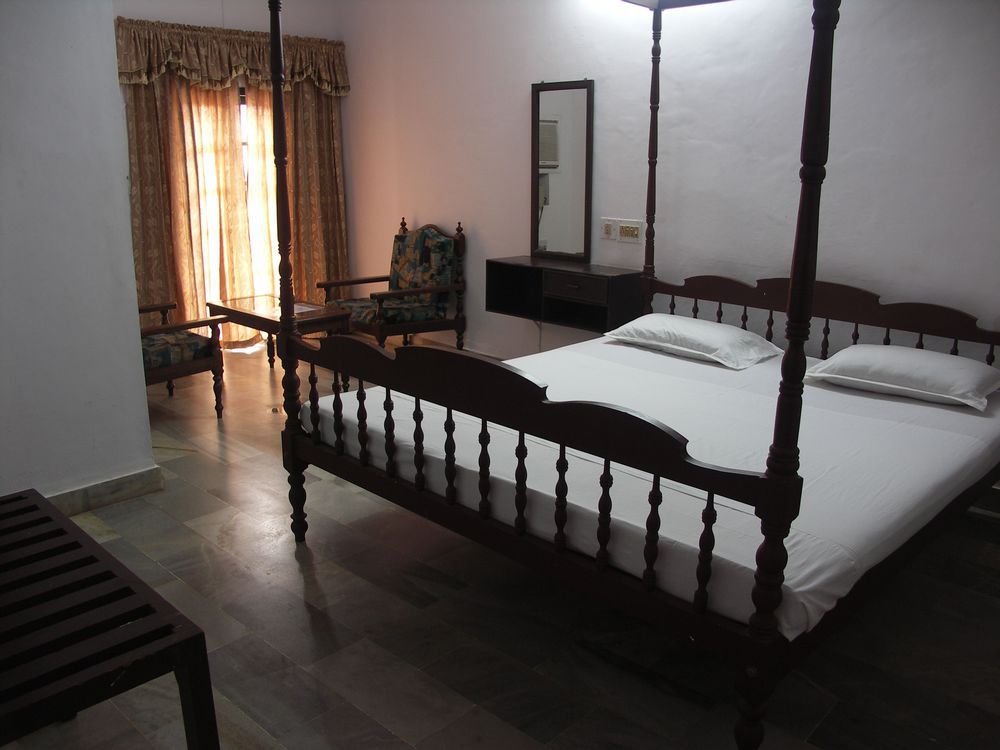 Hotel Park Avenue Kochi Ruang foto